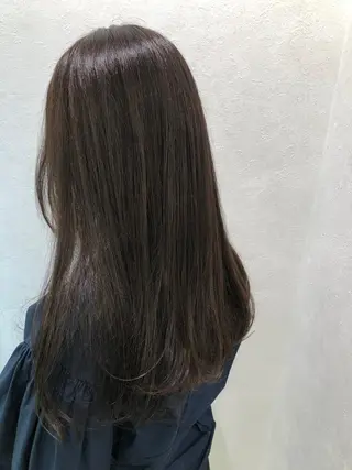 ロング 小松崎 結花のヘアスタイル