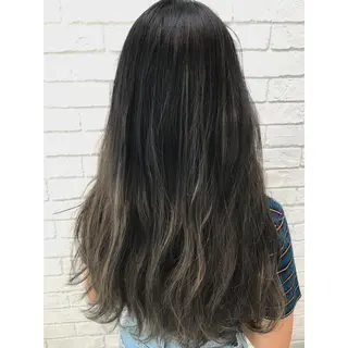 ロング カラー 松岡 恭弘のヘアスタイル