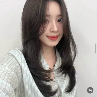 ロング カラー 尾崎隼大 レイヤー/韓国ヘアのヘアスタイル