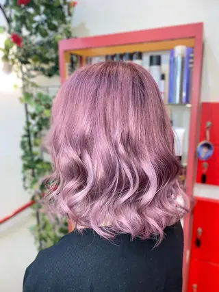 ミディアム ゆぴ☾‪/推しカラー /ハイトーンのヘアスタイル