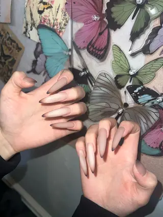 ネイル Dark Honey Kikiのネイルデザイン