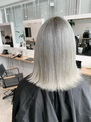 ショート ヨシミ カズヤのヘアスタイル