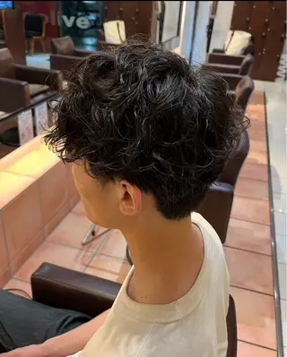 パーマ メンズ 古賀 紅音のヘアスタイル