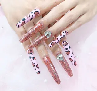 ネイル ネイルサロンred veil所属・RiRi  ネイルサロンのネイルデザイン