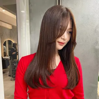 ロング カラー yoroケイ🪐 レイヤーカットのヘアスタイル