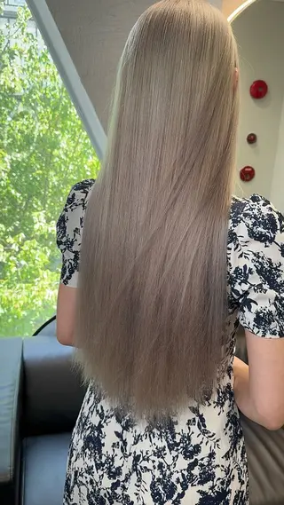 セミロング カラー dao/ミルクティー /ブラウン/ブロンドのヘアスタイル