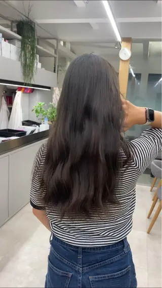 ロング カラー noa/ 渋谷のヘアスタイル