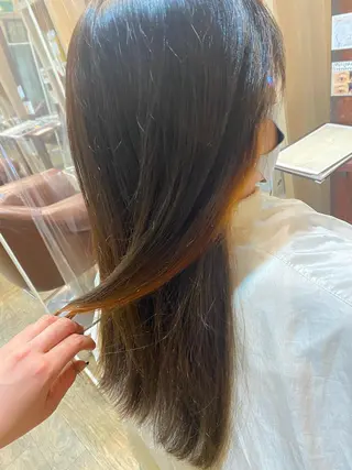 カラー 藤原 侑香のヘアスタイル