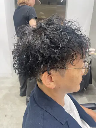 パーマ メンズ fifth天神大名Ⅱ所属・fifth天神 パーマ特化 石橋航海のヘアスタイル
