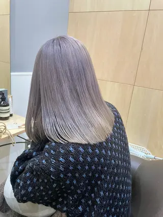 ミディアム カラー miloc那覇 MIKUのヘアスタイル