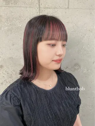 ショート カラー 阿部 響香のヘアスタイル