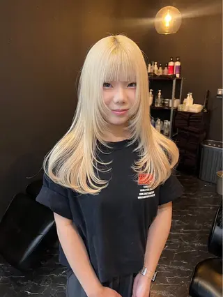 ロング カラー 石倉 茉倫のヘアスタイル