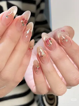 ネイル 美人計ネイルサロン所属・中山 美月のネイルデザイン