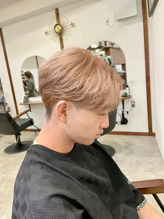 カラー メンズ まろやかなベージュ 小池春樹のヘアスタイル