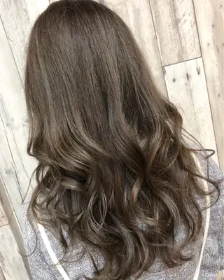 ロング 泉 大基のヘアスタイル