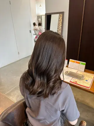 セミロング Ve-nus 神辺店所属・櫻井 遥のヘアスタイル