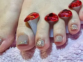 ネイル ビューティーサロン美舞所属・mibu⭐︎ 髙橋のネイルデザイン