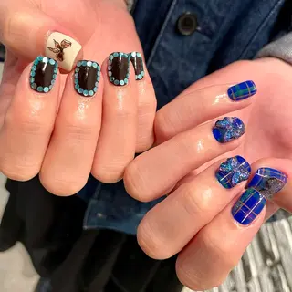 ショート m kaori𓃟のネイルデザイン