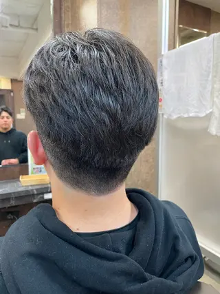 ショート メンズ メンズパーマ特化 カバヤマ　リョウのヘアスタイル