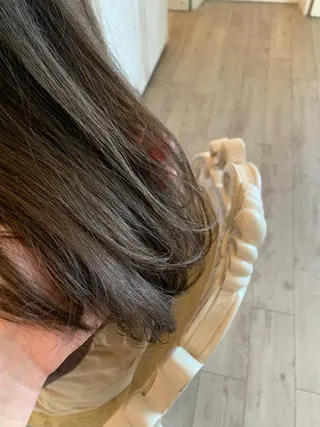 セミロング カラー FRAME＋spa&hair roomなんば駅前店所属・🦋タナカ ヒナ🦋 ブリーチなしカラーのヘアスタイル