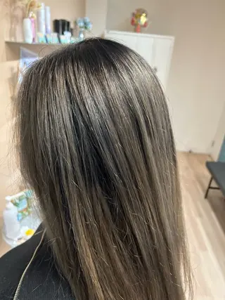 ロング カラー Chere by    avance azuri所属・✨髪質改善✨ 山口 翼のヘアスタイル