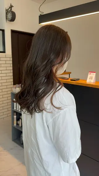 ミディアム カラー dao/ミルクティー /ブラウン/ブロンドのヘアスタイル