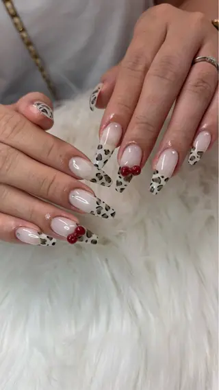 ネイル 瀬戸 梨子のネイルデザイン