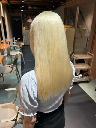ロング yohaku所属・中崎町ハイトーン🫧 神崎 源のヘアスタイル