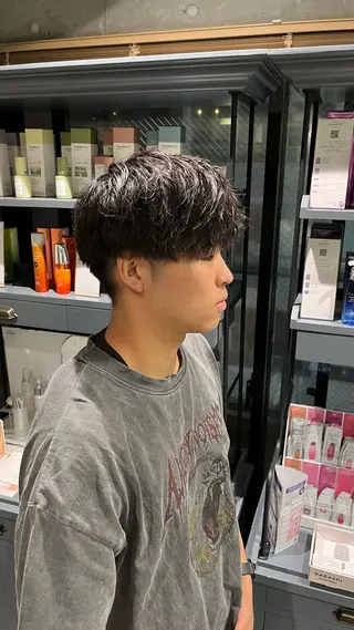 メンズ メンズカット パーマ飯野友喜のヘアスタイル