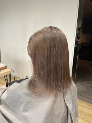 セミロング N＋所属・前田 菜奈子のヘアスタイル