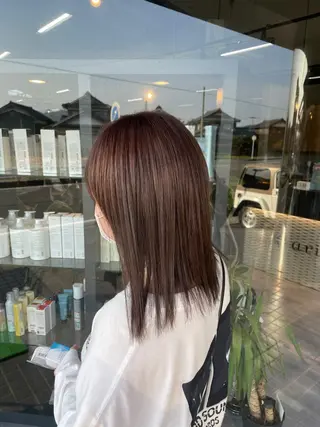 ミディアム カラー alu所属・マキノ キョウカのヘアスタイル
