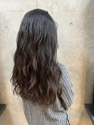 ロング パーマ ナガミ ショウのヘアスタイル
