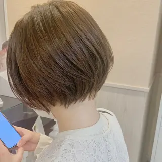 ショート カラー NUMBER_ ユイナのヘアスタイル
