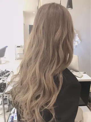 ロング Rina  のヘアスタイル