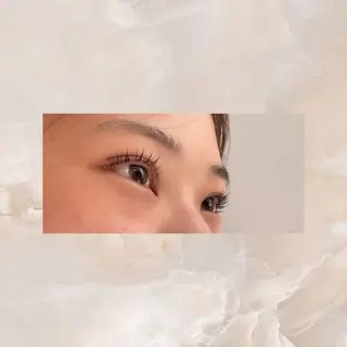 マツエク・マツパ 岩本みるか/ 暖色カラー/ベージュのヘアスタイル