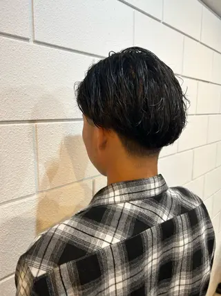 ミディアム メンズ 相澤 拳のヘアスタイル