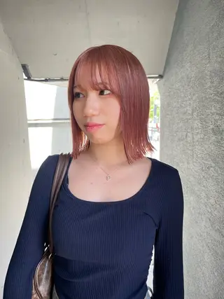 カラー ミルクティーベージュ ブリーチ🖤サヤカのヘアスタイル