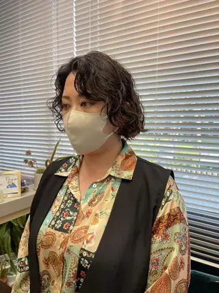 ショート パーマ ヘアアレンジ Peyp所属・早瀬 裕之のヘアスタイル