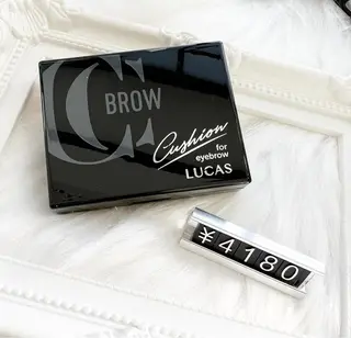 アイブロウ 安済 ひとみの眉毛・アイブロウイメージ