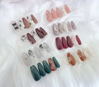 ネイル 𝑅𝐴𝑁𝑂𝑁 𝐴𝑌𝐴𝐾𝐴のネイルデザイン