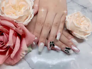 ネイル T. kayoのネイルデザイン