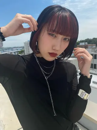ショート カラー 派手カワ🌈💖 イノウエアヤカのヘアスタイル
