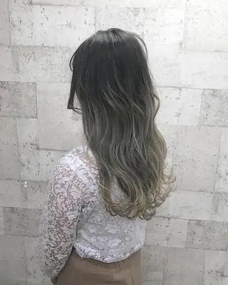 ロング カラー インナーカラー/天神 ブリーチ/吉田のヘアスタイル