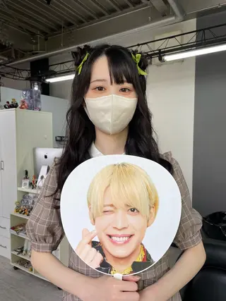 ロング ヘアアレンジ オノ アカネのヘアスタイル