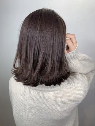 セミロング カラー _WHITE 高槻のヘアスタイル