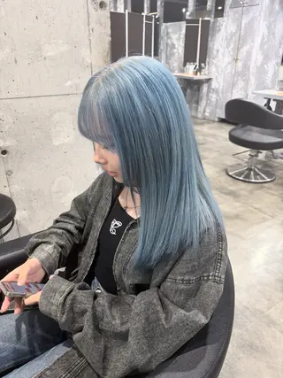 セミロング カラー ハイトーンブロンド 横浜💞ミオのヘアスタイル