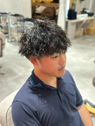 ショート パーマ メンズ 長谷川 湧のヘアスタイル
