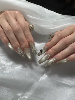 ネイル LilyLala Nailsalonのネイルデザイン