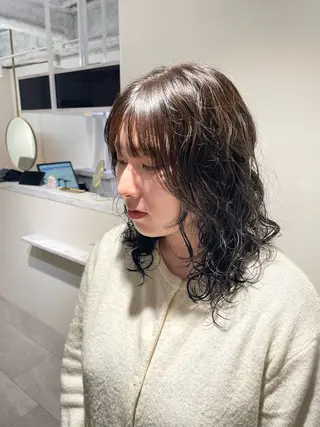 セミロング パーマ Miyamoto Yasuchikaのヘアスタイル