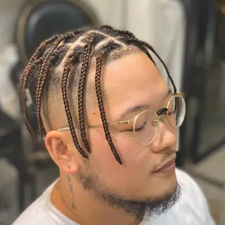 ショート 中元 淳のヘアスタイル